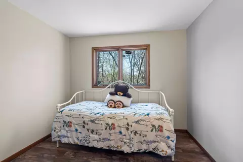 Bedroom - 3685 Birchpond Rd, Eagan, MN 55122 photo 7 of 9