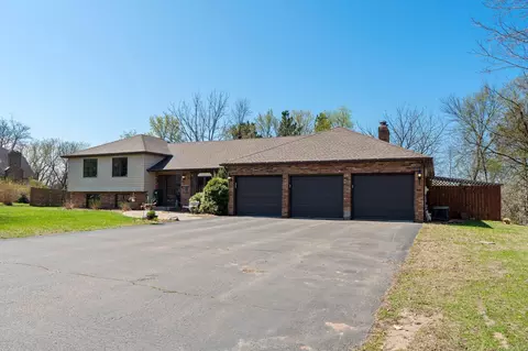 Exterior - 3685 Birchpond Rd, Eagan, MN 55122 photo 4 of 12