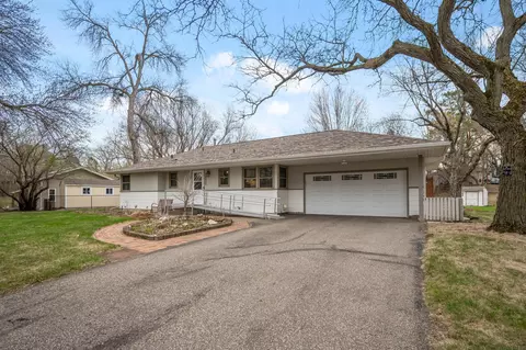 16217 Woodland Ln, Minnetonka, MN 55345