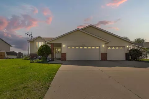 1832 Patricks Bay, Faribault, MN 55021