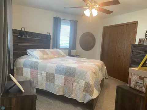 403 6th Ave E, Lisbon, ND 58054 photo 20