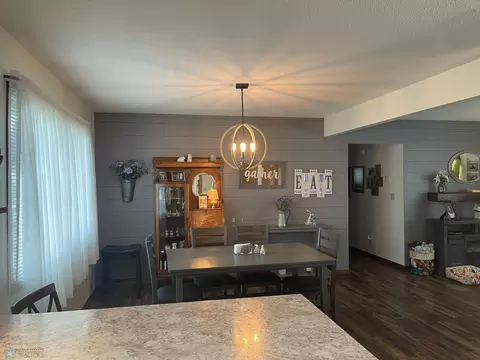 403 6th Ave E, Lisbon, ND 58054 photo 8