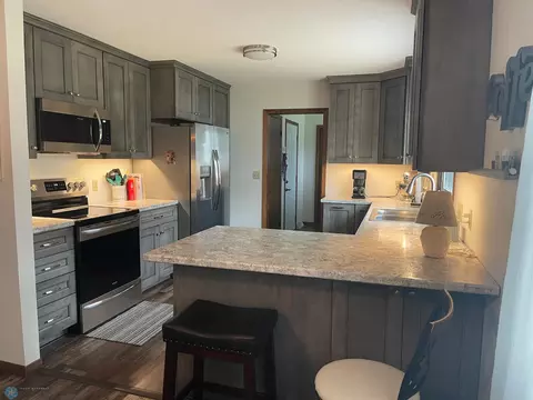 403 6th Ave E, Lisbon, ND 58054 photo 10