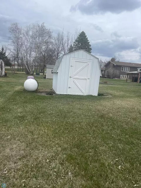 403 6th Ave E, Lisbon, ND 58054 photo 37