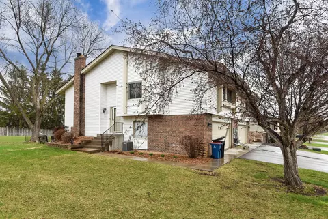 13990 79th Ave N, Maple Grove, MN 55311