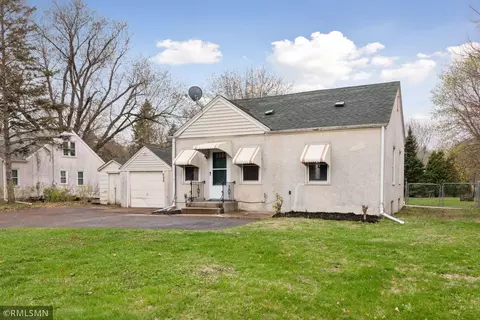 625 Century Ave N, Maplewood, MN 55119
