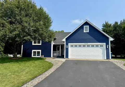 2255 Comstock Ln N, Plymouth, MN 55447