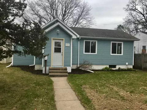 920 4th Ave NE, Brainerd, MN 56401