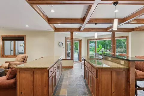 Kitchen - 7250 Jubert Ln, Hamel, MN 55340 photo 5 of 5
