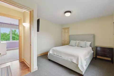 Bedroom - 7250 Jubert Ln, Hamel, MN 55340 photo 6 of 6