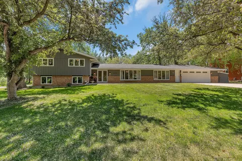 2004 13th St S, Saint Cloud, MN 56301