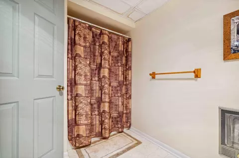Bath - 2018 Crestview Ln, Brainerd, MN 56401 photo 6 of 7