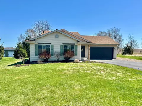 308 Marc St, Star Prairie, WI 54026