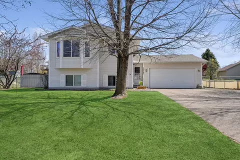 30763 Reflection Ave, Shafer, MN 55074