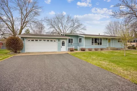 117 17th Ave SE, Saint Joseph, MN 56374