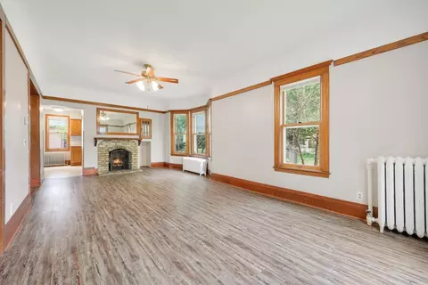 129 W 33rd St, Minneapolis, MN 55408