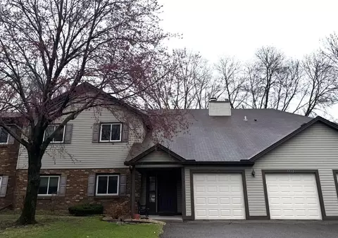 4326 Buckingham Ct #1705, Vadnais Heights, MN 55127