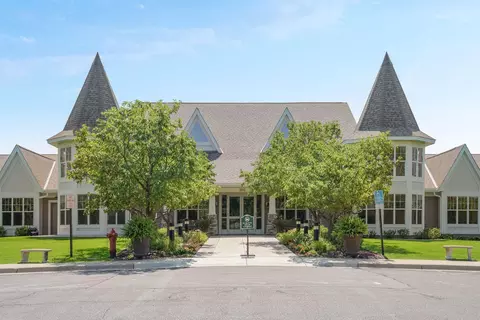 100 Clydesdale Trl #310, Medina, MN 55340
