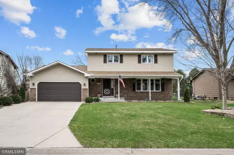 2251 Heritage Ln, New Brighton, MN 55112