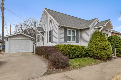 213 Vine St, Winona, MN 55987
