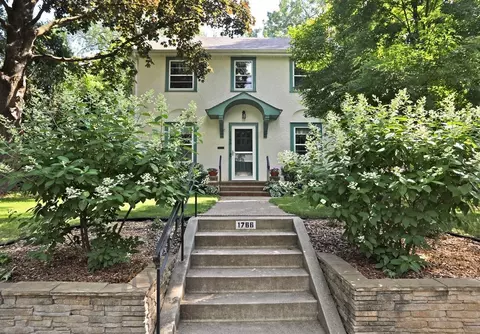 1766 Stanford Ave, Saint Paul, MN 55105