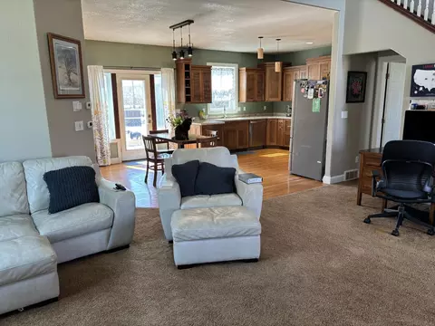 821 Birdie Ct, Mapleton, ND 58059 photo 11