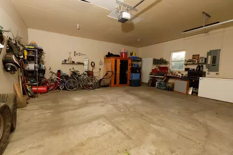 821 Birdie Ct, Mapleton, ND 58059 photo 50