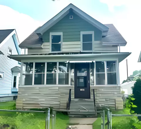 1000 Aurora Ave, Saint Paul, MN 55104