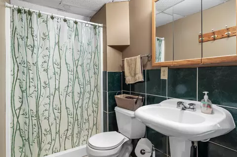 Bath - 14170 Dearborn Path, Rosemount, MN 55068 photo 7 of 8