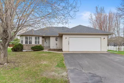 1540 Meadowlane Dr, Baldwin, WI 54002