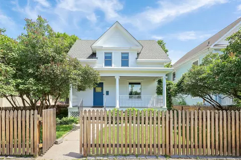623 Madison St NE, Minneapolis, MN 55413