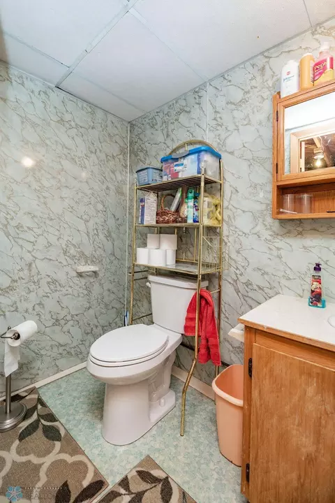 207 Jackson Ave E, Lisbon, ND 58054 photo 35