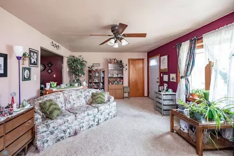 207 Jackson Ave E, Lisbon, ND 58054 photo 16