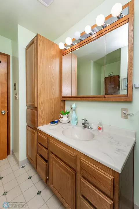 207 Jackson Ave E, Lisbon, ND 58054 photo 20