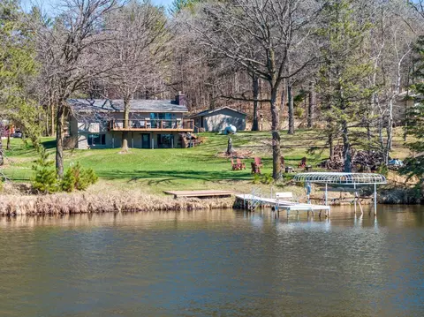 19303 Grave Lake Rd, Brainerd, MN 56401