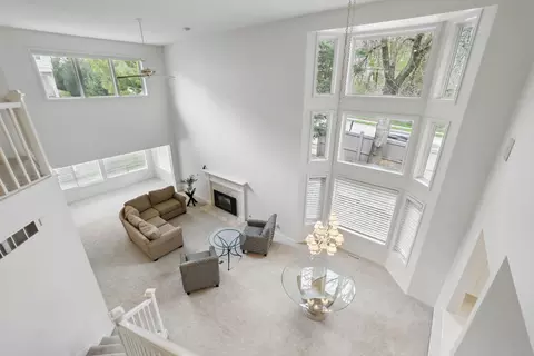 5541 W 70th St, Edina, MN 55439