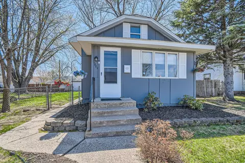 1802 Nebraska Ave E, Saint Paul, MN 55119