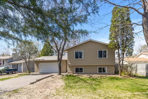 1548 76th Ct N, Brooklyn Park, MN 55444