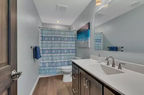 Bath - 2412 Heritage Dr, Saint Cloud, MN 56301 photo 4 of 4