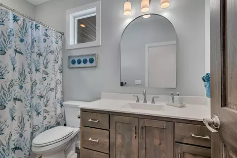 Bath - 2412 Heritage Dr, Saint Cloud, MN 56301 photo 3 of 4