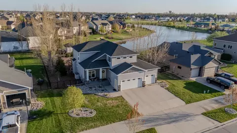 517 35th Ave E, West Fargo, ND 58078
