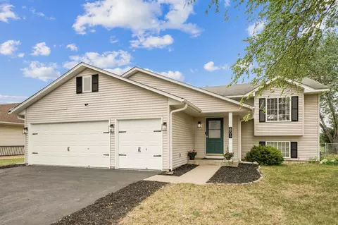 605 S Maple St, Belle Plaine, MN 56011