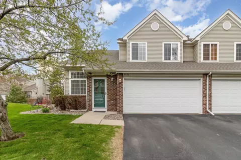 8826 Branson Dr #56, Inver Grove Heights, MN 55076
