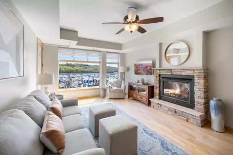501 Main St N #214, Stillwater, MN 55082