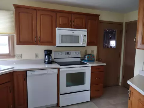 Kitchen - 122 E 10th St, Madison, MN 56256 photo 2 of 4