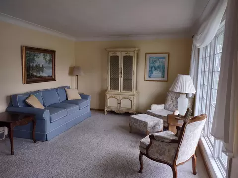 Living - 122 E 10th St, Madison, MN 56256 photo 2 of 4