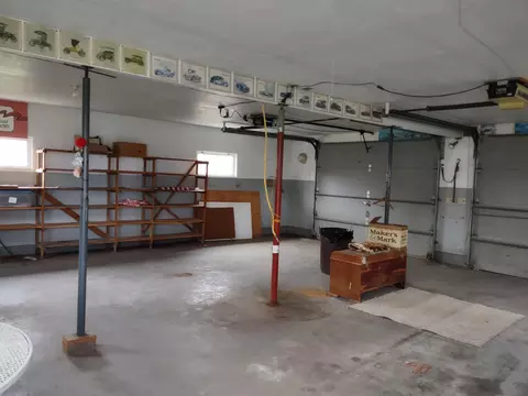 Other - 122 E 10th St, Madison, MN 56256 photo 2 of 10