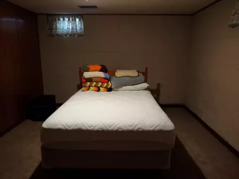 Bedroom - 122 E 10th St, Madison, MN 56256 photo 4 of 4