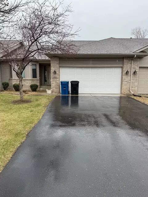 12381 74th Ave N, Maple Grove, MN 55369