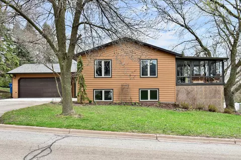 1416 Conrad Dr, Winona, MN 55987